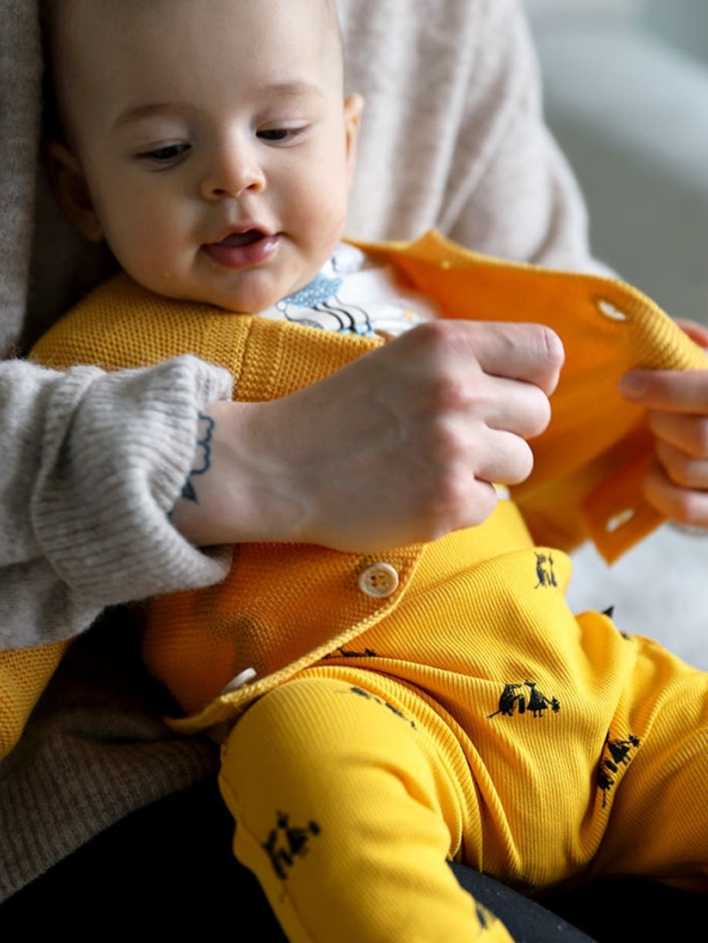 NWT Moomin x Reima Yellow Knit Cardigan & Printed Pants Set Sz 3-6 months